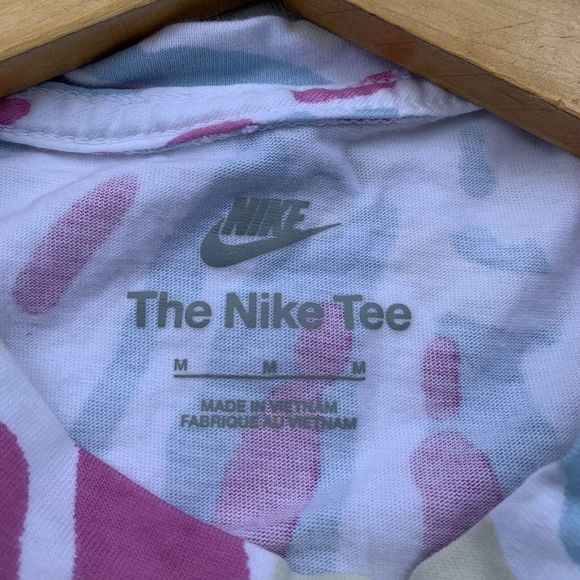 Nike Air T-shirt Double Sided All Over Pink/Blue Camo "Sports Are a Trip" Medium - Picture 5 of 5